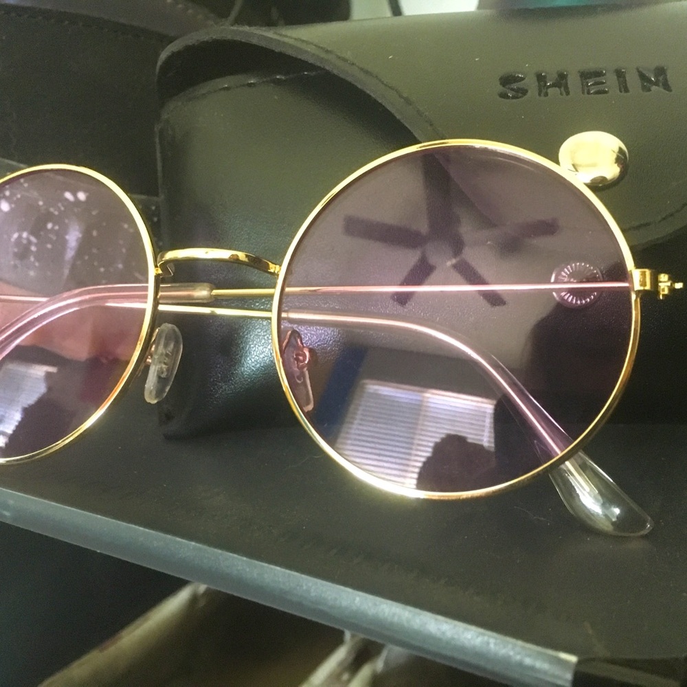 Groovy glasses